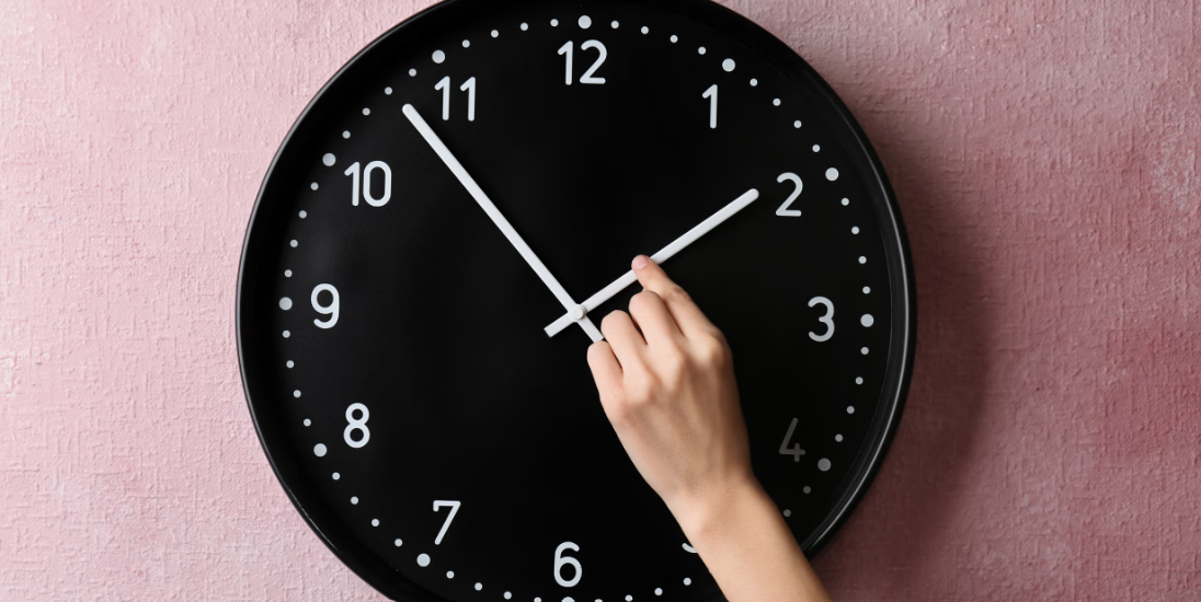 موعد تقديم الساعة1.jpg